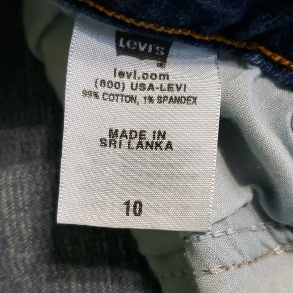 LEVI'S capri's - Picture 4 of 5